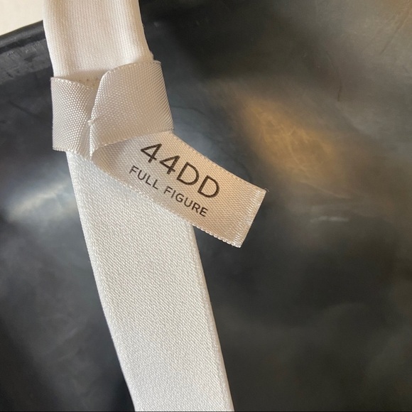 Ambrielle Sz 44DD White Everyday Coverage - Picture 3 of 5